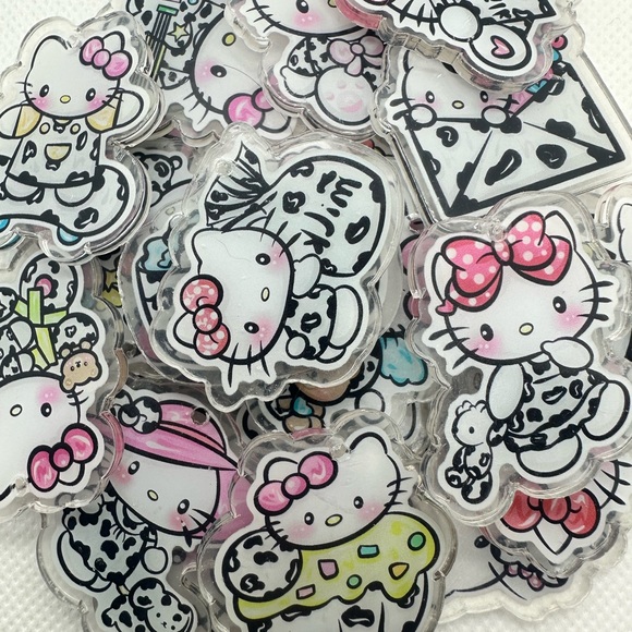 Moo Moo Kitty Acrylicz - Picture 1 of 6